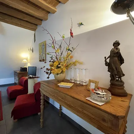 Landhaus Maison Bourbonnaise Renovee Avec Terrasse, Wifi Et Parking - Fr-1-489-107